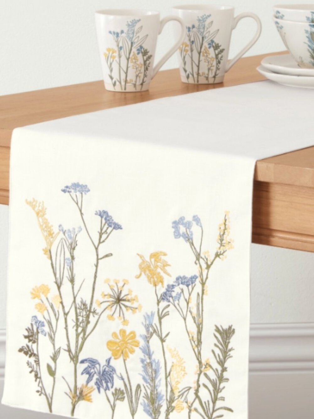 Lenox Wildflowers Border Table Runner Blue 14 W X 90 L